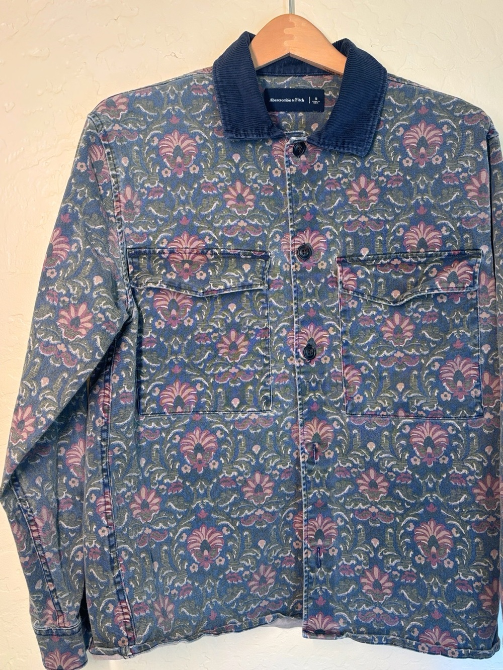 Vintage 90s Men’s Abercrombie & Fitch Floral Tapestry Chore Shirt Jacket Small